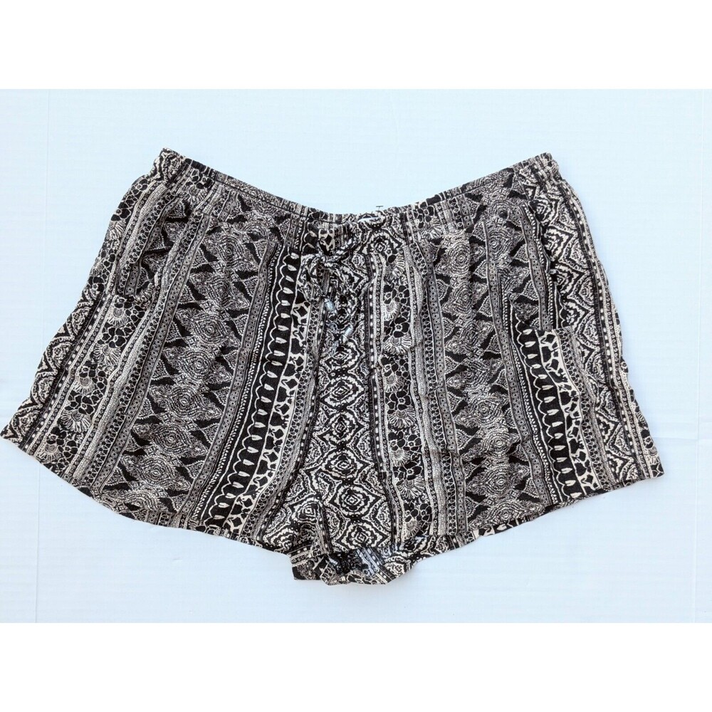American Eagle Women's Sz Large Shorts